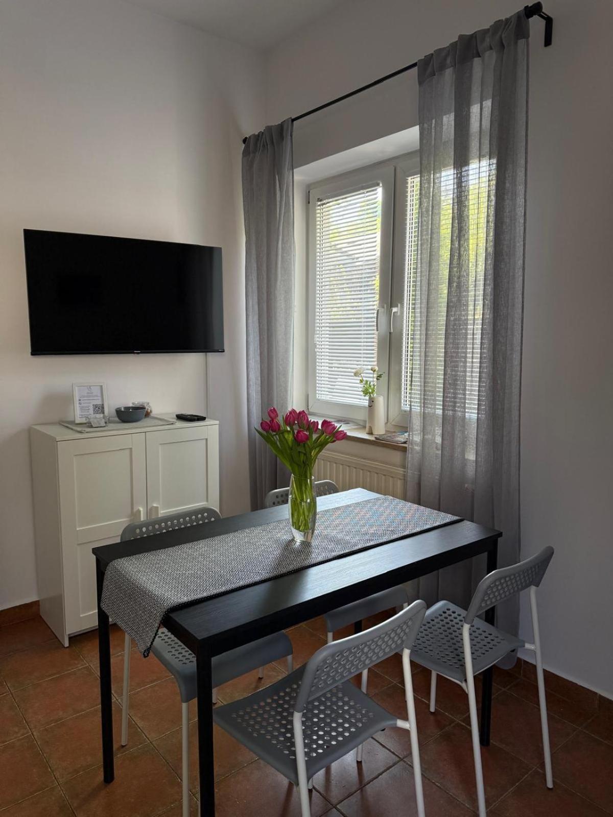 Apartamenty Lawenda คราคูฟ ภายนอก รูปภาพ